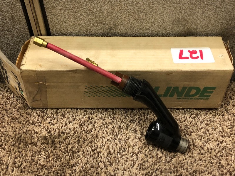 lot 127 image: Linde PT-121 Plasma Torch Body As...