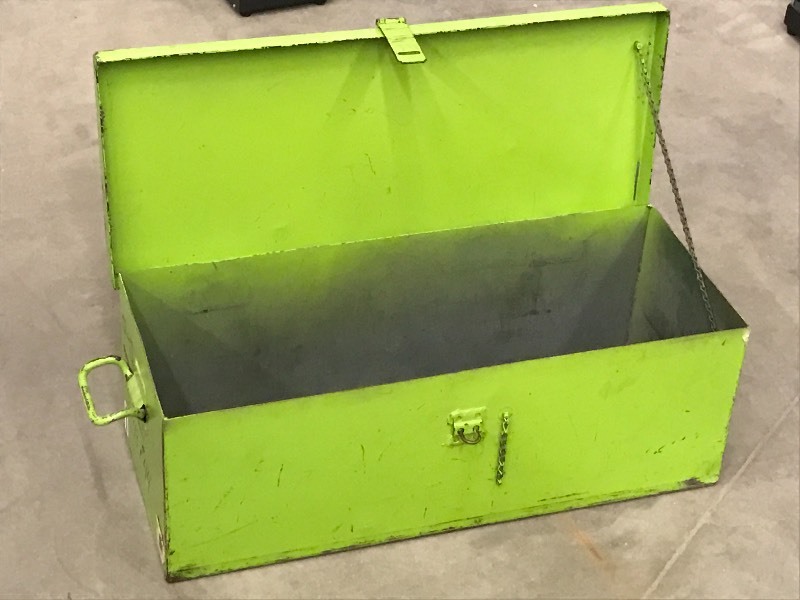 lot 170 image: 10x12x30 Heavy Duty Steel Weldin...