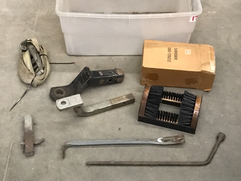 lot 176 image: Tote Of Assorted Tow Hitches, Stra...