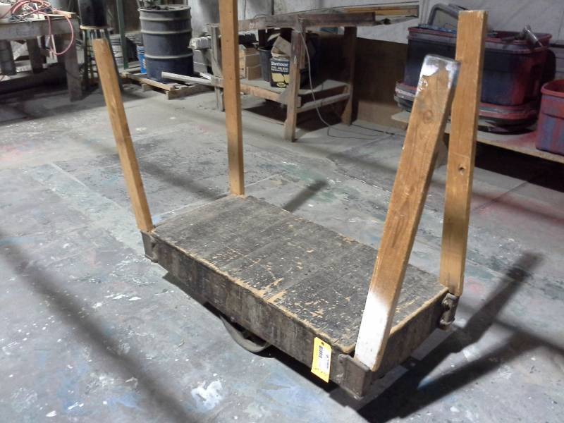 lot 3181 image: Unknown Brand Railroad Cart