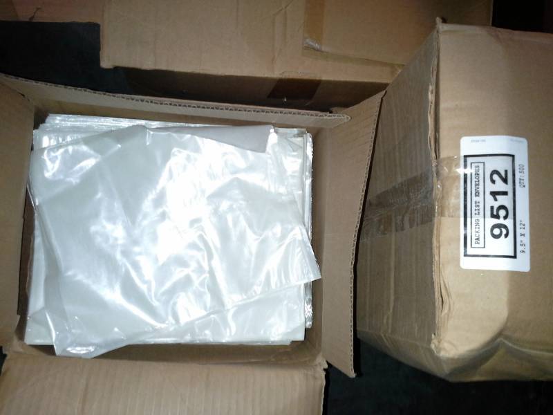 lot 3019 image: Pallet of Plastic Bags