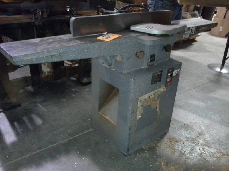 lot 3059 image: Delta 37-315 Jointer