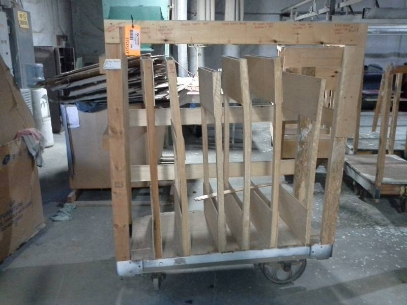 lot 3080 image: Unknown Brand Railroad Cart - Wood Frame