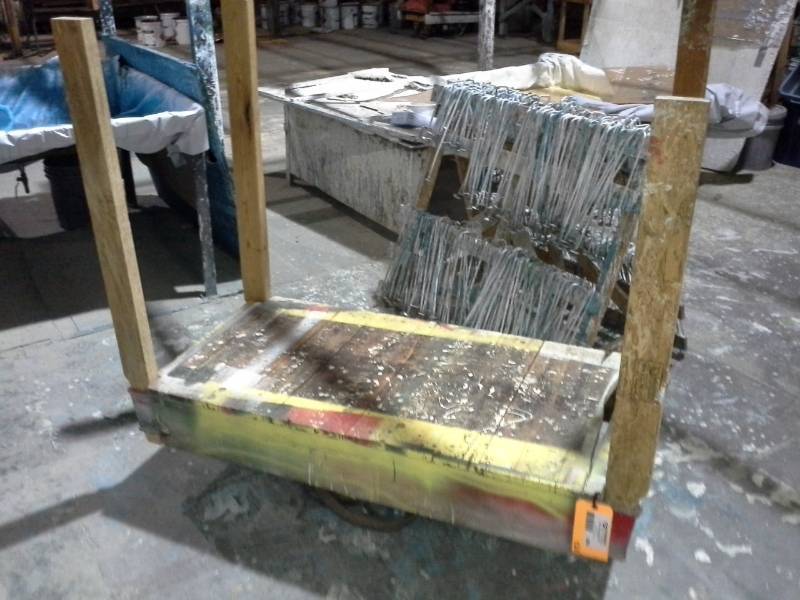 lot 3089 image: Unknown Brand Railroad Cart