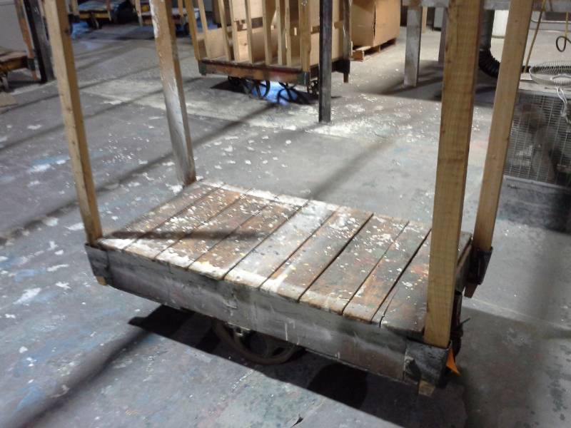 lot 3072 image: Unknown Brand Railroad Cart