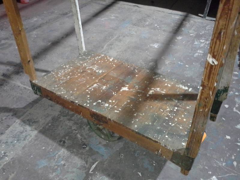 lot 3087 image: Jakes Brand Railroad Cart