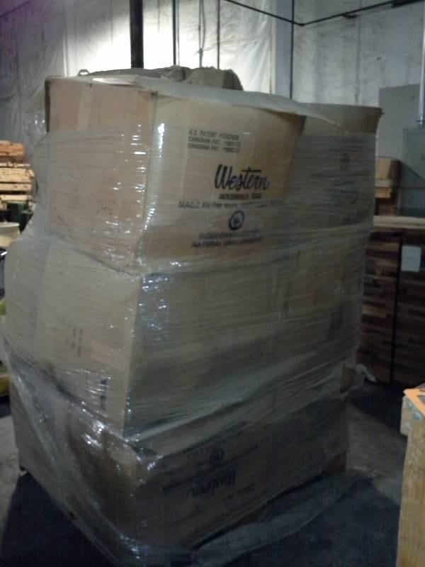 lot 3212 image: Pallet of Cardboard Corner Protectors