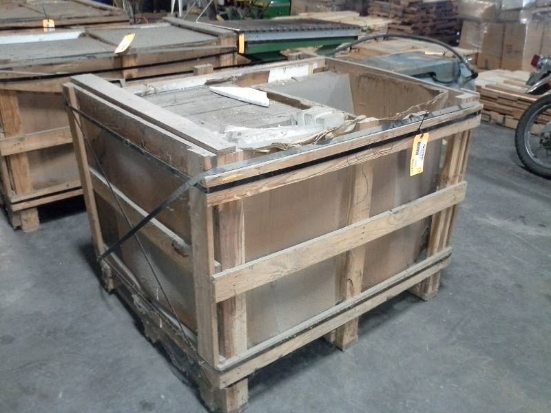 lot 3228 image: Crate of Tempered Glass