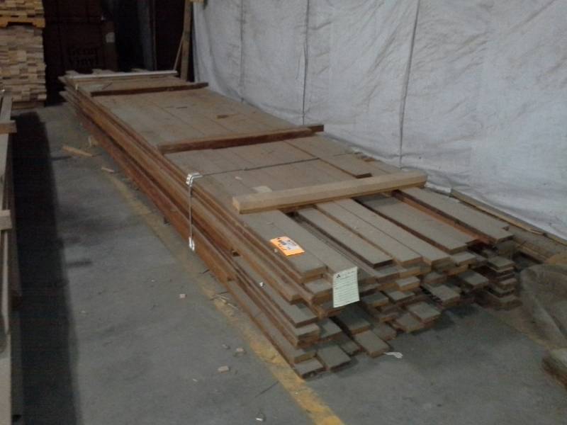 lot 3120 image: Bundle of Redwood
