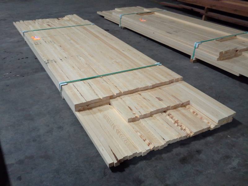 lot 3134 image: Bundle of Pine