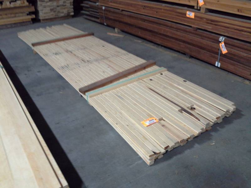 lot 3129 image: Bundle of Pine