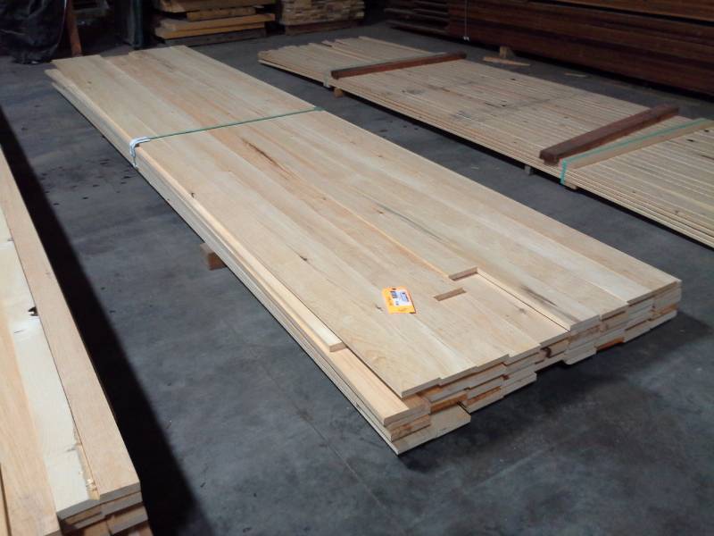 lot 3128 image: Bundle of Pine