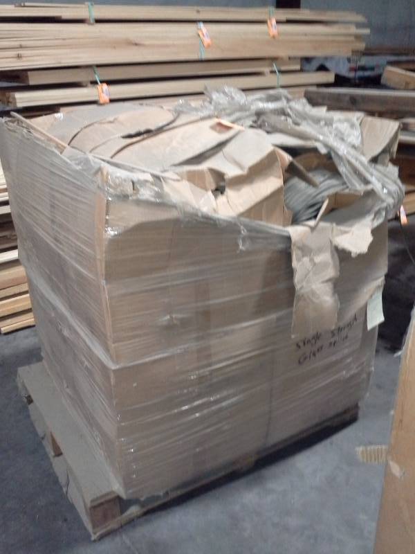 lot 3140 image: Pallet of Single Strength Glass Spine
