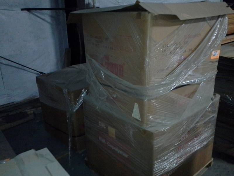 lot 3169 image: Three Large Boxes of Foam Pieces