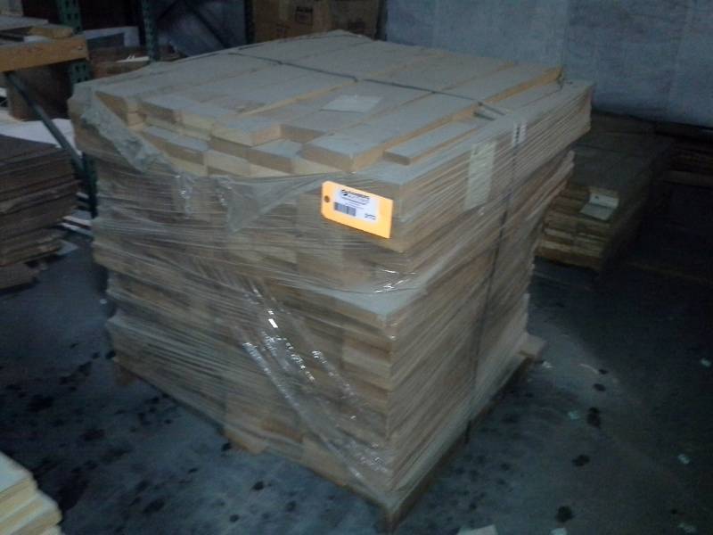 lot 3172 image: Pallet of Aspen