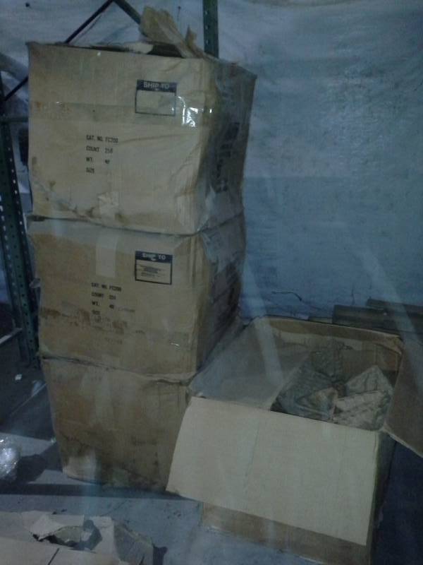 lot 3199 image: Four Cases of Cardboard Corners