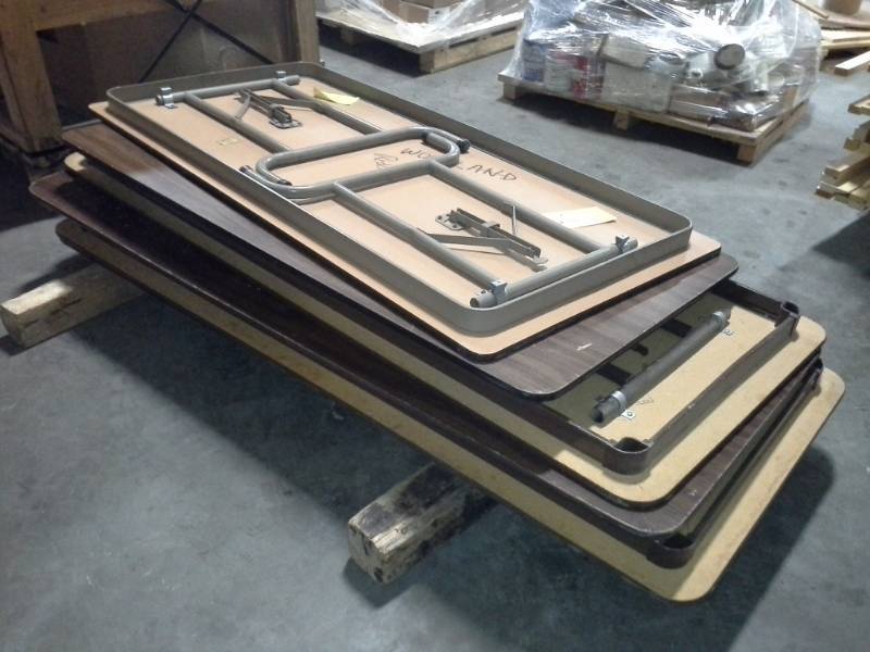 lot 3240 image: 6 Mismatched Folding Tables