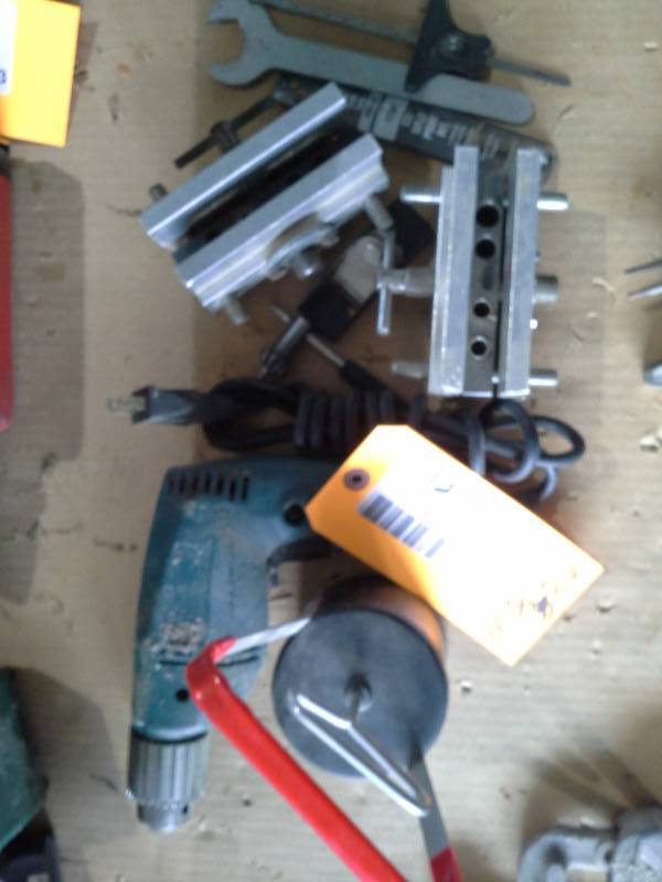 lot 3283 image: Misc. Lot - Drill, Magnet, Others