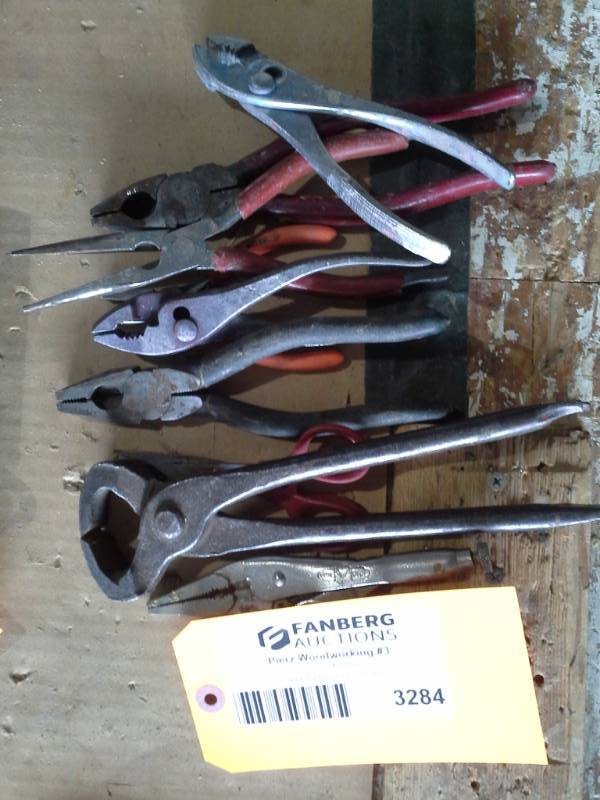 lot 3284 image: Pliers and Cutters Lot