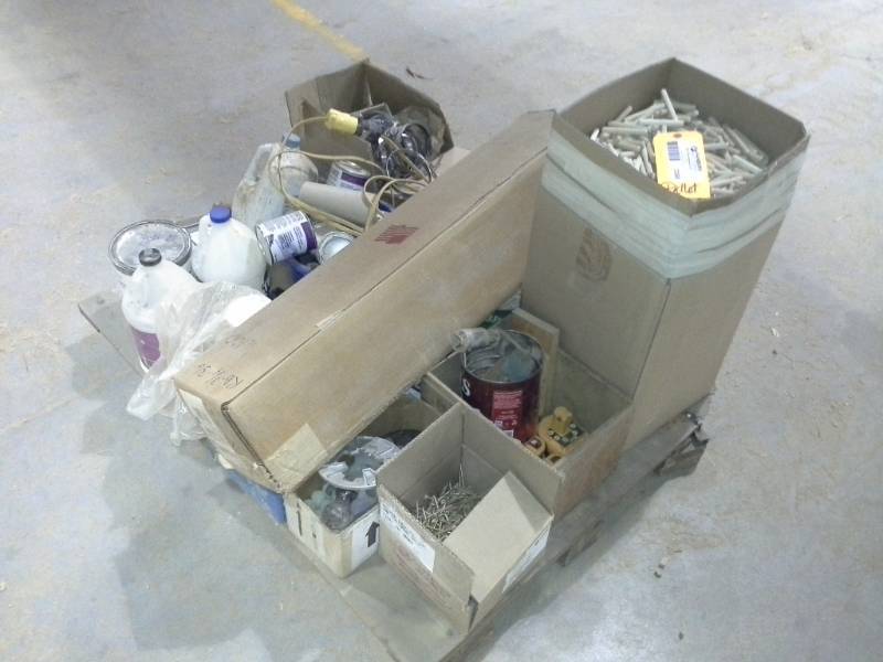 lot 3386 image: Pallet of Hardware and Other Woodworking Accessories