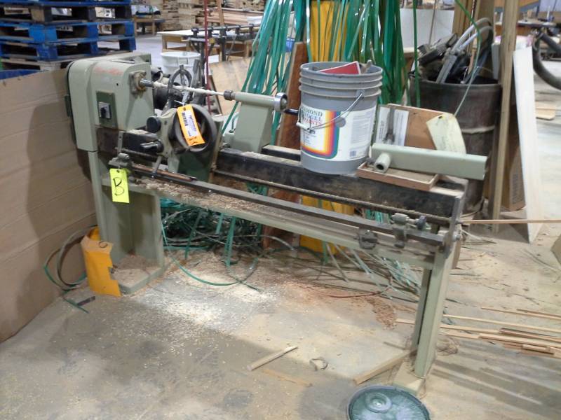 lot 3406 image: Mini Max T124 Copycat Lathe