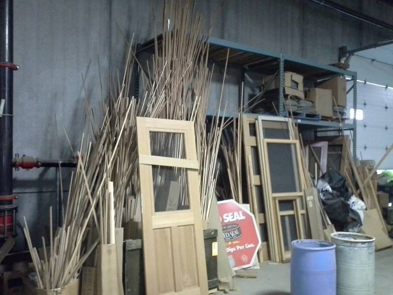 lot 3407 image: Super Lot - Bead, Doors, Gasket Wood