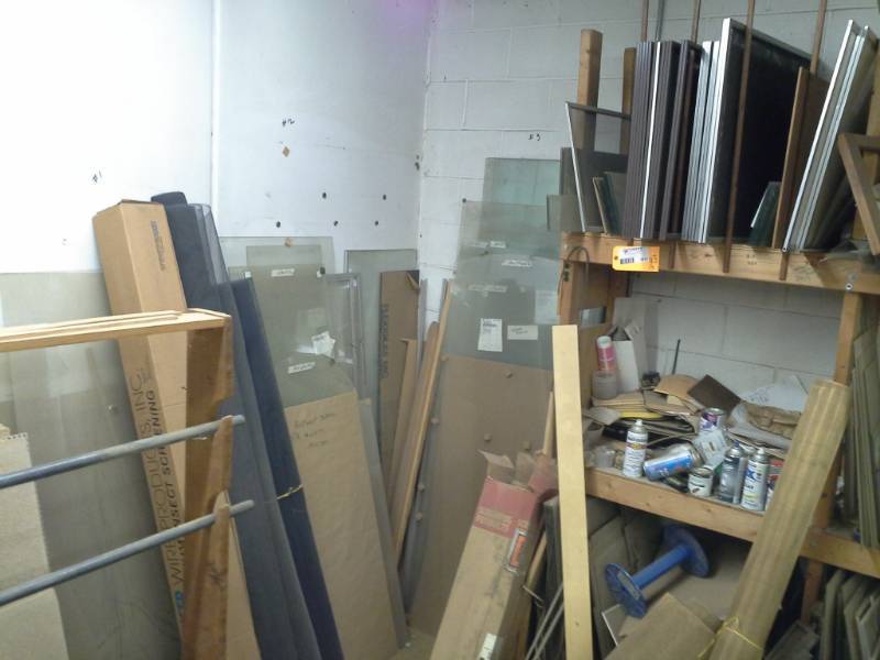 lot 3412 image: Super Lot - Glass Inventory of Various Sizes