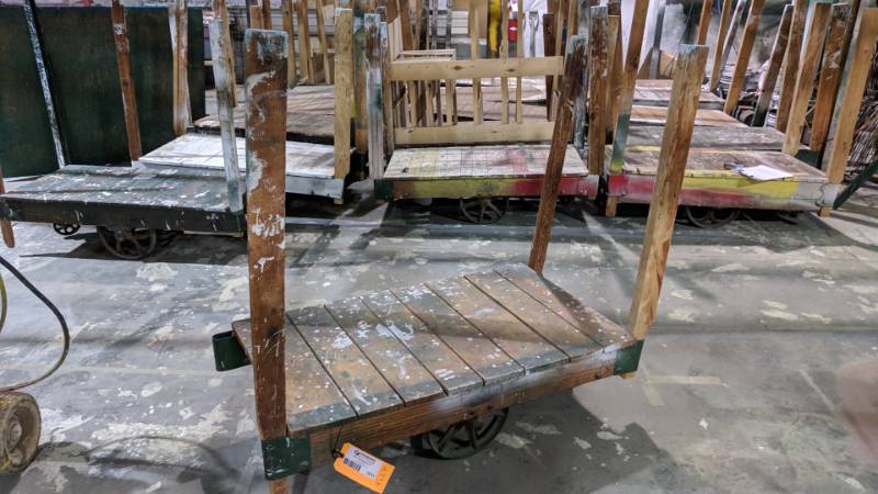 lot 3031 image: Jakes Brand Railroad Cart