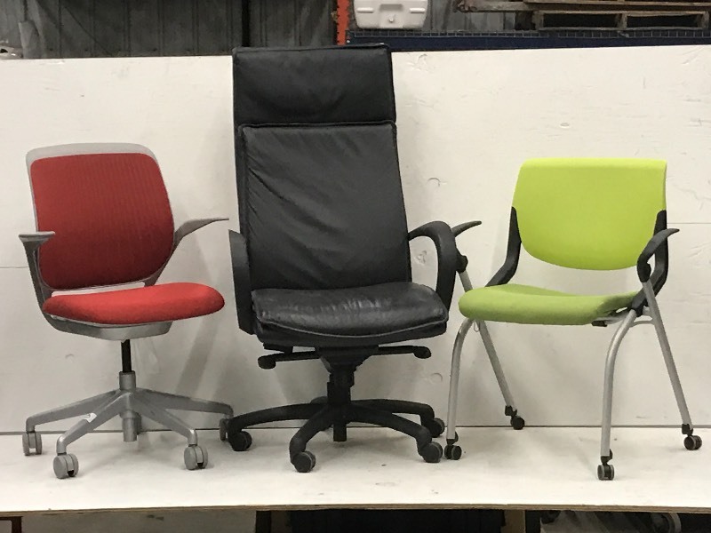lot 53 image: Lot Of (3) Rolling Office Chairs, A...