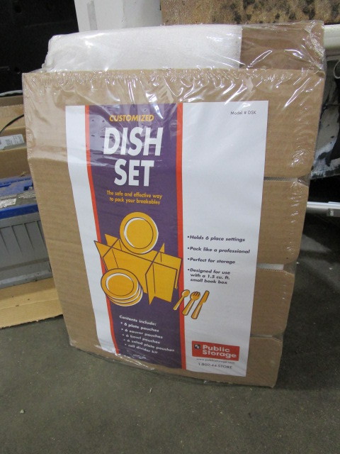 lot 161 image: DISH PACKING KITS