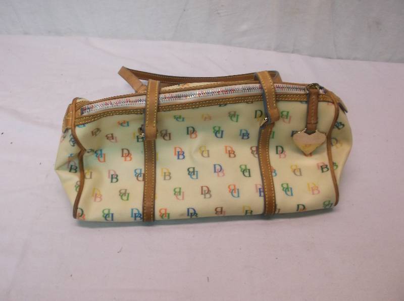Dooney & Bourke