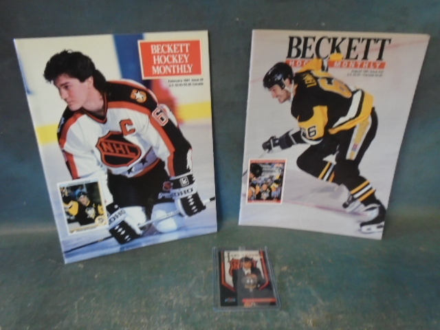 lot 16 image: Beckett Hockey Monthly Magazine and Mario Lemieux Card