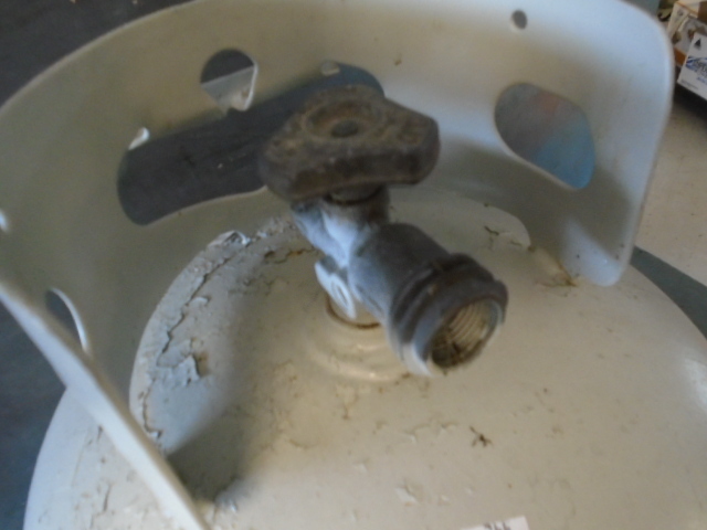 lot 20 image: Propane Tank
