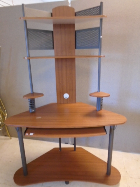 lot 83 image: Corner Computer Desk