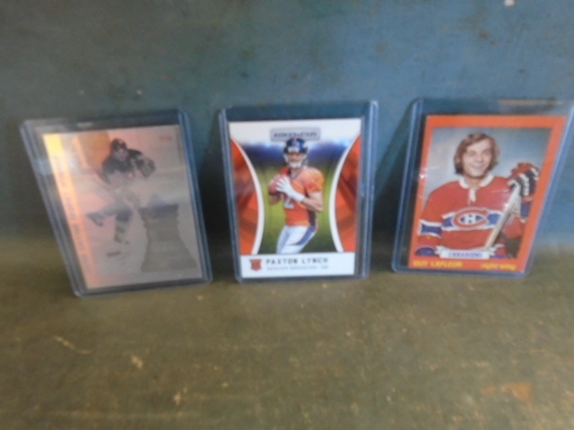 lot 38 image: Assorted Sports Cards, Guy LaFleur, Mario Lemieux and Paxton Lynch