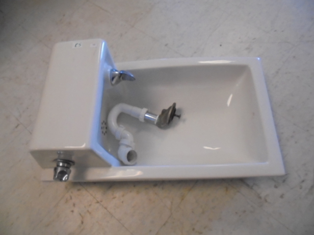 lot 52 image: Water Fountain