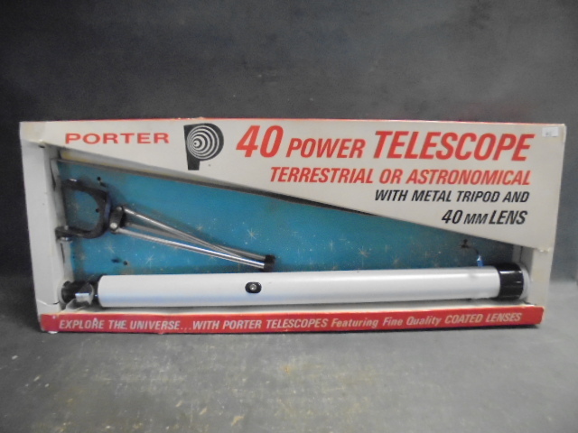 lot 78 image: Vintage Telescope