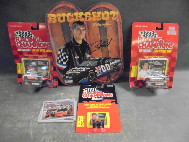lot 126 image: Car Racing Memorabilia