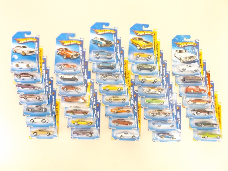 lot 34 image: 37 NEW 2010 Hot Wheels American Muscle Cars