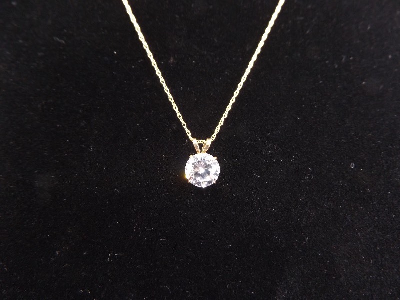 lot 53 image: New 18 14k Yellow Gold Crystal Pendant Necklace