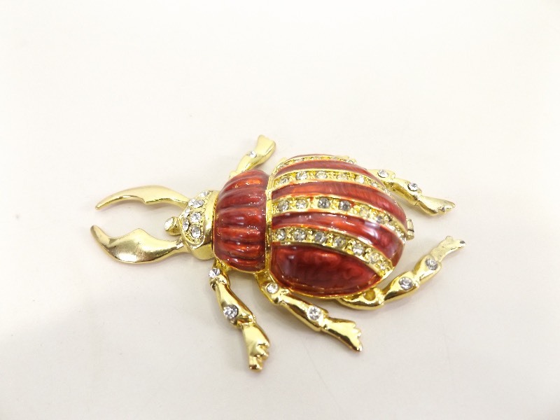 lot 67 image: Large Enamel BeetleScarab Jeweled Trinket Box