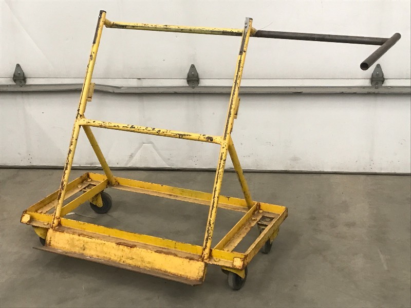 lot 1 image: Commercial Steel Material Cart