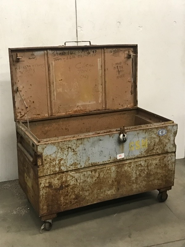 lot 4 image: Commercial Steel Job Box