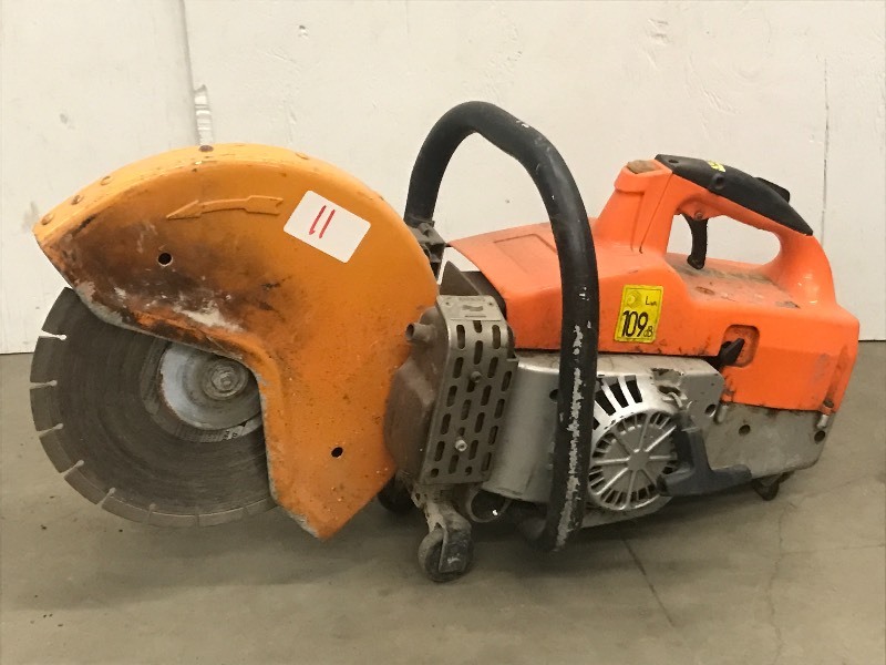 lot 11 image: Commercial Concrete Saw