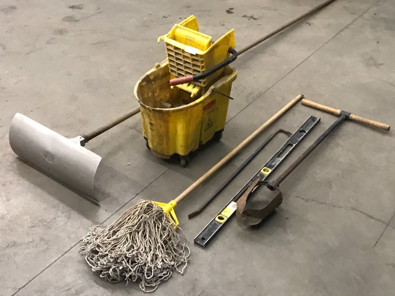 lot 70 image: Mop Bucket, Hand Tools, Etc