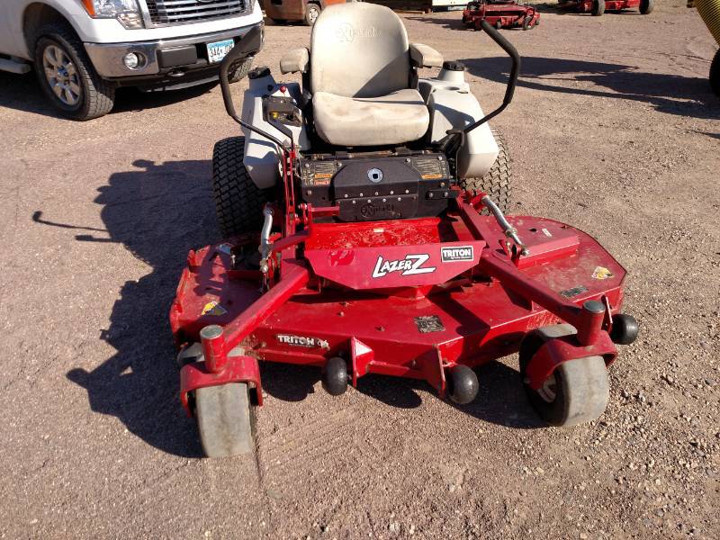 Exmark Laser Z Commercial Zero Turn...