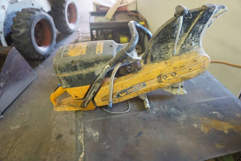 lot 16 image: Partner Model K1250 Active Commercial Concrete Cut Off Saw