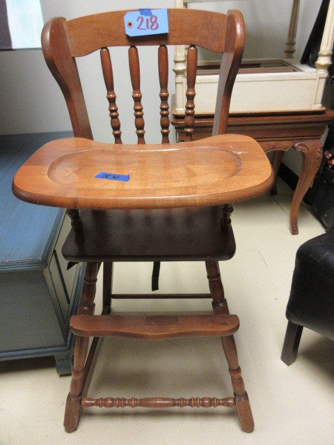 lot 218 image: WOODEN HIGH CHAIR