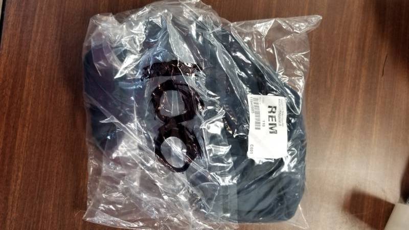 lot 100 image: Carhartt Mens Short Sleeve Pocket T-Shirt - Navy L42-44