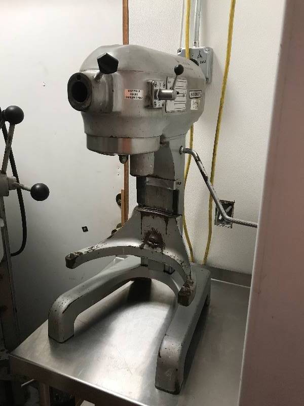 Hobart 20 Quart mixer with attachments